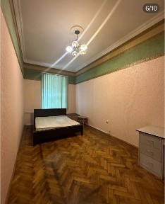 Сдаю 3 х комн кв ул Осипова 3 ( центр города)