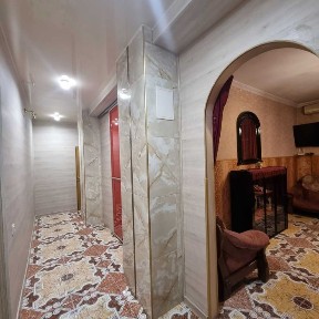 подобова оренда 2 к., ізольов., 5 місць у центрі Львова балкон на оперу