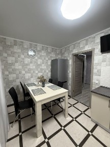 2к! квартира, Боженко, 4/9 поверх, 65 м2, євроремонт, з КОТЛОМ!