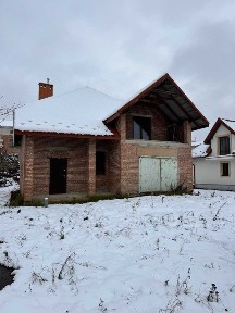 Продаж будинку у Винниках, біля Окружної, 2 поверхи, 160 000$