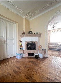 Продаж двох приватних будинків в центрі міста Дрогобич