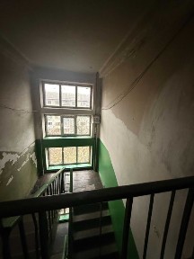 Продам 2к. квартиру вул. Будівельників, 17