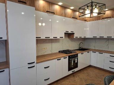 Оренда 2 кімнатної квартири у новобудові вул. Тролейбусна Перша здача.