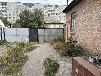 Здається 1/2 будинку р-н Седова