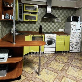 2-кімнатна квартира 61 кв. м Сучасний ремонт. Терміново!