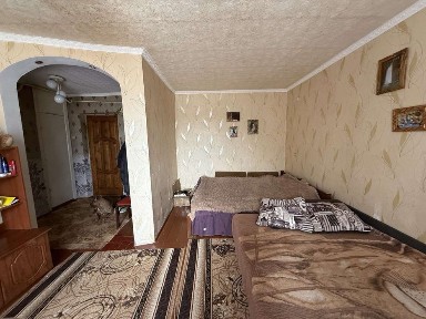 Однокімнатна квартира в Ромнах