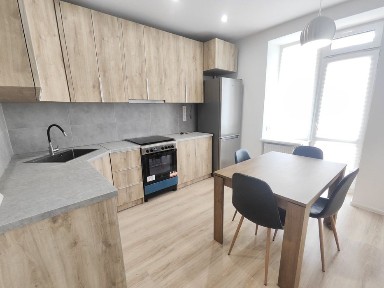 Стильна 1/х кім на Дружбі