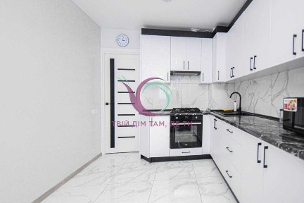 Оренда 1-кімнатної квартири по вул. Київська, 9г в р-ні Сонячний (БАМ)