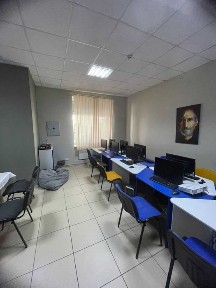 Оренда офісного приміщення з окремим входом на Митниці