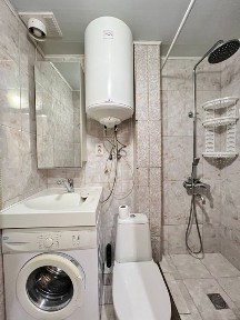 Продається 2-х кімн. Квартира, Центр