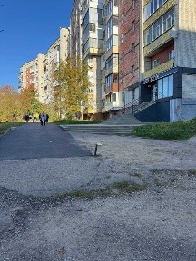 Продаж приміщення Новий Розділ, навроти ринку, біля Аврори