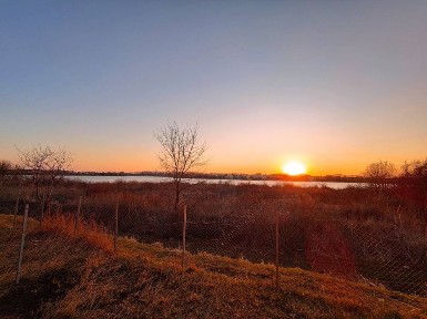 Терміново здається чудова квартира з власним подвірʼям