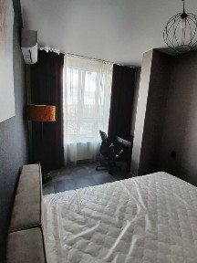 Власна без%, вид на Дніпро. Генератор