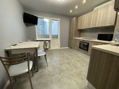 Київ, Дарницький, вулиця Антоненка-Давидовича 1