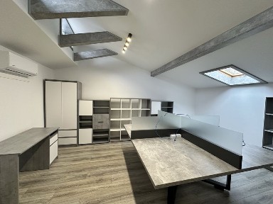 Оренда комерції, 4 офіси, р-н басейну Акварель