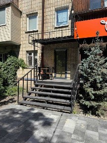 Здам фасад 43м2 Парково-Сирецька/Дорогожицька16 Кут Ризька/Теліги