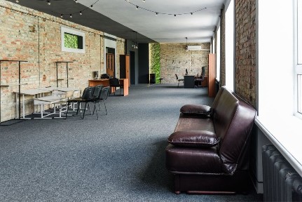 Оренда в самому центрі. 2-й поверх. 140 кв. м