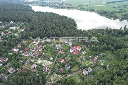 Малютянка Продаж дачі біля озера та лісу