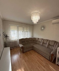 1 кім. квар. Черемушки. Чисти, жилий стан.S- 31 м2.