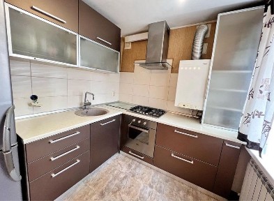 Якіторія/Проспект 2к квартира з індивід. Газ опаленням 2 поверх з 5