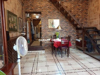 Продаж будинку / Ленселище