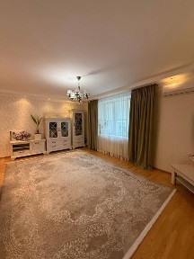 Продаж 2 кімнатноі квартири Богоявленська