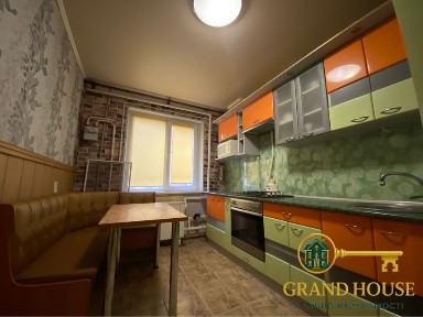 Оренда 3-кімнатної квартири на Бульварі Вечірньому з АВТОНОМКОЮ