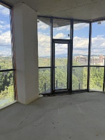 Продаж 2х кімнатної квартири навпроти парку Боздош