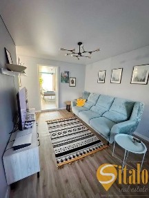 Продаж 2-х кімн. квартири- студії по вул. Шкільна з евроремонтом (019)