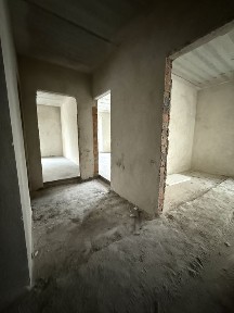 Продаж 3 кім кв. Будинок збудований, можна робити ремонт. Ціна 820$ кв