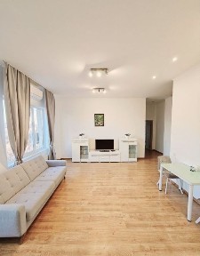 Оренда 3-кімнатної квартири в центрі