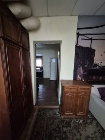 Здам Центр частину будинку з 2 х кімнат