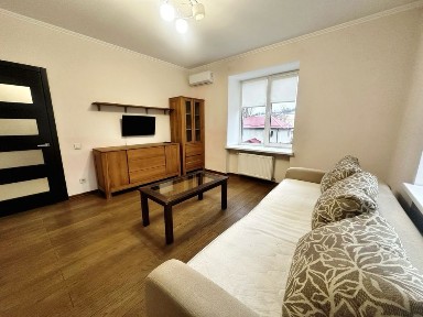 Довгострокова оренда двокімгатної квартири