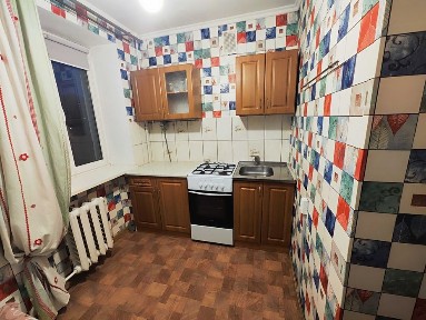 2к з окремими кымнатами по пр. Науки 16А, м. Деміївська (7хв)