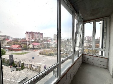 Продаж 2-кім квартири неподалік центру