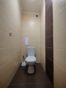 Продається 2 кім квартира, можна Є-Оселя для ВПО.