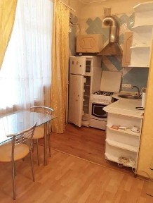 Сдам 2-х комн. кв в Центре, Никольский, Пр. Героев Харькова.