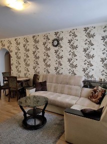 4к квартира по вул. Антоновича 112, Палац Україна, Олімпійська