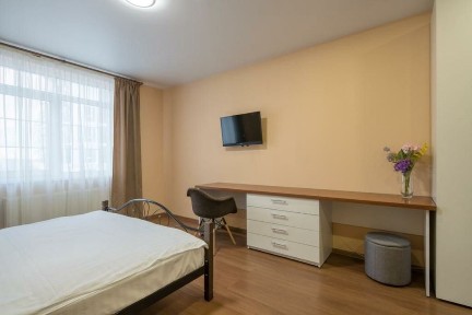 Студiя з ремонтом, 41 кв. м. ЖК Нова Англiя. Без комicii.