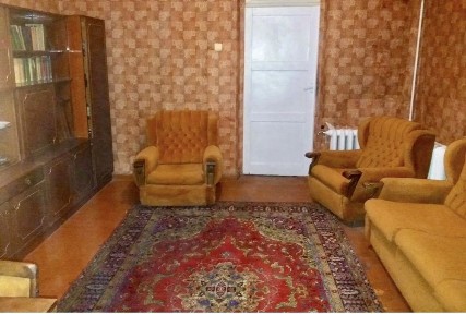 Сдам 3к на ул Свердлова есть свет всегда рядом больница