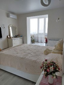 Продаж великої однокімнатної квартири