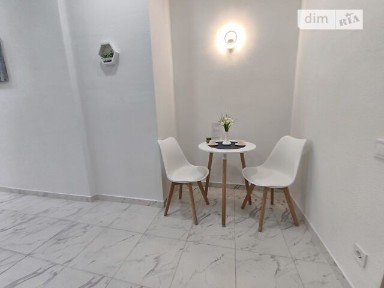 Здам подобово 1к квартиру на вул. Дача Ковалевського 5 • ID 33303388