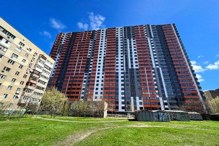 Продам 2 кімн. квартиру ЖК Дніпровська мрія Дарницька площа