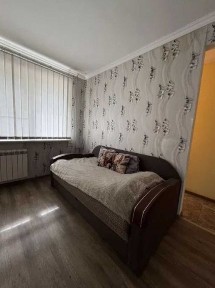 Продам однокомнатную квартиру с ремонтом на Адмиральском п-р/Черемушки