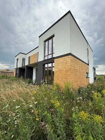 Продаю ЯКІСНИЙ Будинок з гаражем с. Радча Івано-Франківська ОТГ