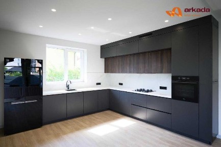 Продаю новий сучасний будинок в місті. 170м2/5соток