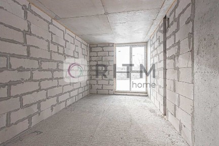 Продаж 2к. квартири в новобудові, без ремонту ЖК Ріел Сіті.