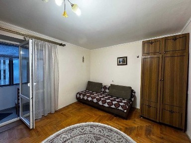 Оренда 1 кімнатної квартири по вул. Миколайчука