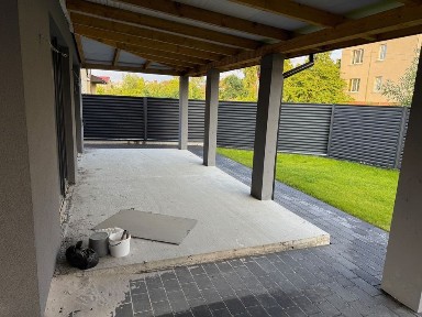 Продаж якісного будинку в Брюховичах зі всіма центральними комунікац.