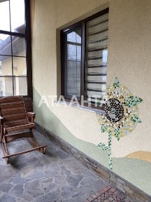 Просторий та стильний будинок з авторським ремонтом у Рудно